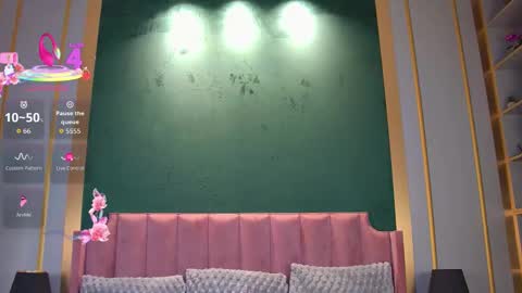 Vanessa online show from October 15, 6:46 am