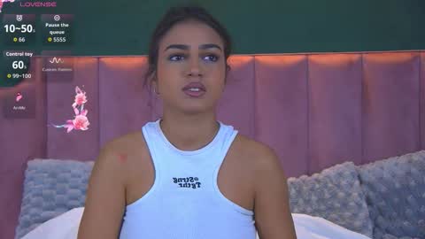 Vanessa online show from October 28, 5:22 am