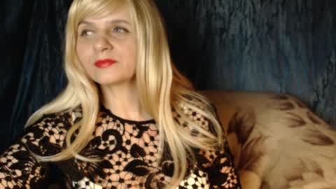 floretdiana online show from March 26, 10:26 pm