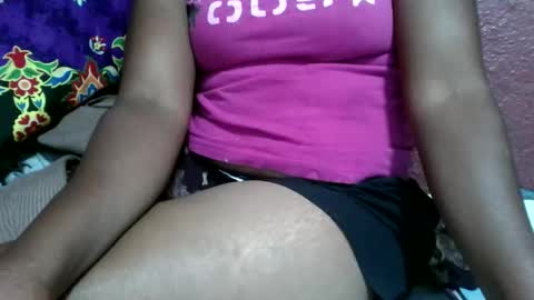 Snapshot of florine592953 chatting on January 9, 10:29 am florine592953 online show from January 9, 10:29 am