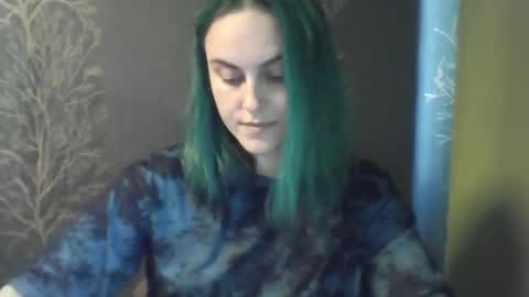 Snapshot of flower_bluee chatting on April 21, 11:49 am Ambika 3 online show from April 21, 11:49 am