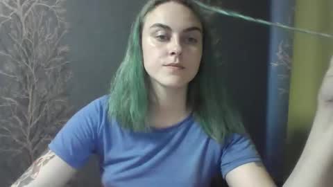 Snapshot of flower_bluee chatting on May 27, 11:51 am Ambika 3 online show from May 27, 11:51 am