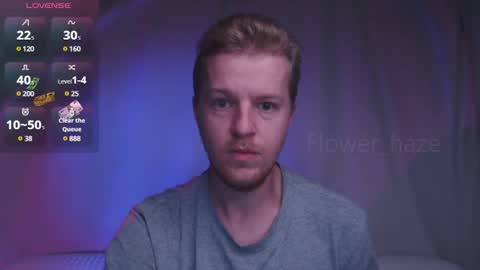 Snapshot of flower_haze chatting on December 5, 11:27 am Alexander online show from December 5, 11:27 am