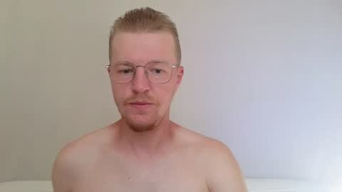 Snapshot of flower_haze chatting on July 2, 3:56 am Alexander online show from July 2, 3:56 am