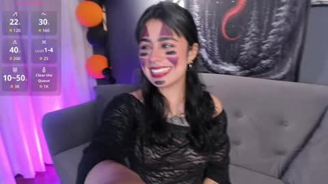 Snapshot of flower_smith_ chatting on October 25, 12:02 pm Its a pleasure to meet you. Im Flower. Help me reach 1k. Follow me. online show from October 25, 12:02 pm