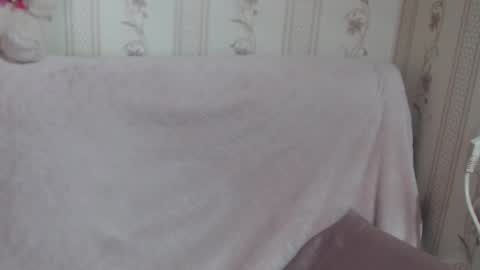 say meow and send tip  online show from February 1, 12:04 pm