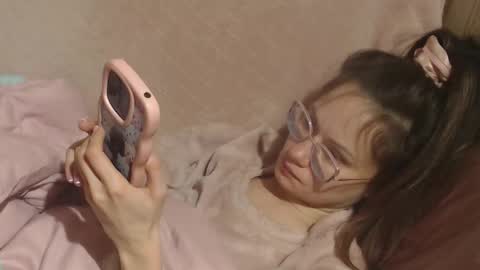 say meow and send tip  online show from March 10, 6:24 pm