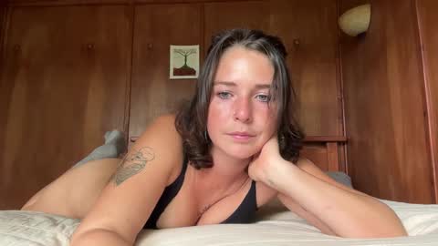 Flowergirl online show from October 27, 11:52 pm