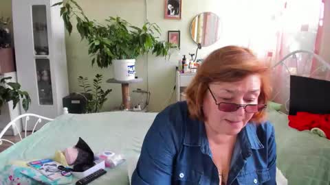 Flowerlower online show from September 15, 6:02 am