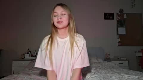 flowflirtx online show from May 13, 2:03 pm