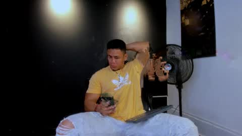 floyd online show from April 11, 10:36 pm