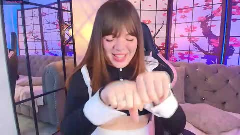  FLUFFY BUBBLE  online show from March 8, 4:49 am