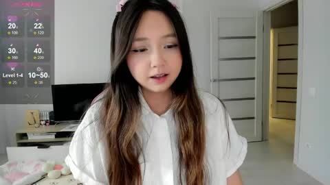 Snapshot of fluffy_rose chatting on May 7, 4:07 am Rose online show from May 7, 4:07 am