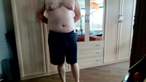 fluffybutt_ online show from June 13, 5:16 am