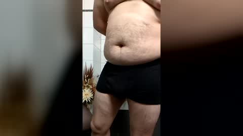 fluffybutt_ online show from July 28, 9:14 pm