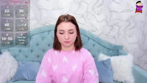 Snapshot of flufyfoxx chatting on June 12, 12:20 am Lina online show from June 12, 12:20 am