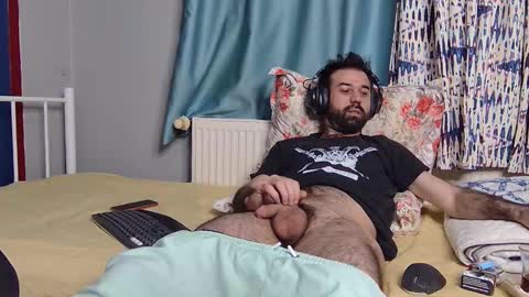 Fly online show from December 15, 8:35 pm