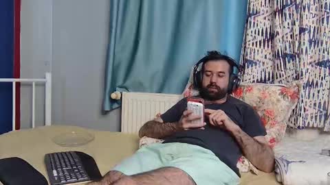 Fly online show from January 7, 1:13 pm