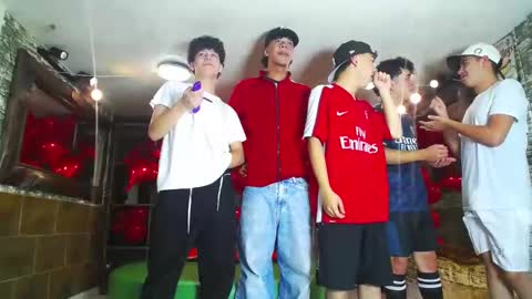 Snapshot of flyckers chatting on February 27, 2:43 pm flyckers online show from February 27, 2:43 pm