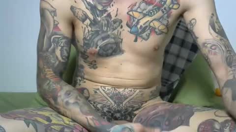 Snapshot of flylen chatting on December 8, 9:30 pm flylen online show from December 8, 9:30 pm