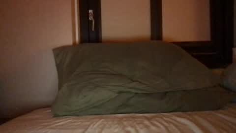 Snapshot of fnmle chatting on December 14, 6:30 pm Drew online show from December 14, 6:30 pm