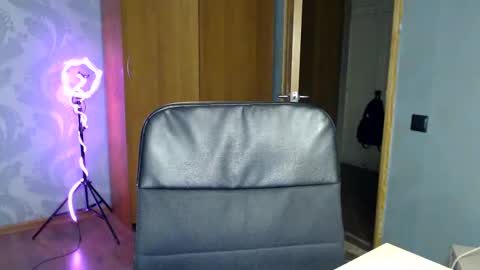 Snapshot of fofhcf chatting on February 20, 1:03 am Molli  Ready for any play with you. Hottest show in pvt  Help a student earn big tokens  online show from February 20, 1:03 am