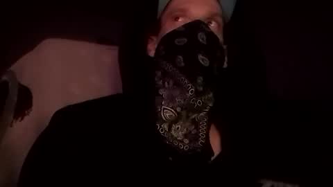 Snapshot of followthewhiterabbittail chatting on September 18, 2:35 am Have fun remembering u online show from September 18, 2:35 am