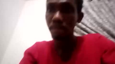 Snapshot of foofo423085624 chatting on December 14, 8:41 am foofo423085624 online show from December 14, 8:41 am