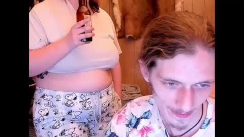 Snapshot of forest_royalty chatting on October 10, 2:54 am Forest Royalty online show from October 10, 2:54 am