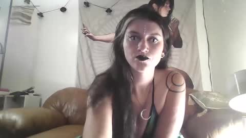 forestdarling online show from September 26, 12:58 am