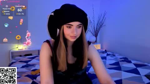 forevarrr online show from February 8, 8:51 am