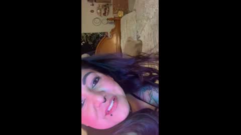 Snapshot of forever34andfun chatting on February 27, 2:10 am forever34andfun online show from February 27, 2:10 am