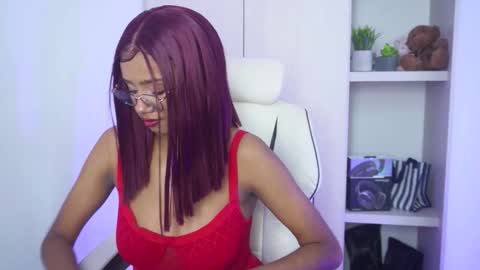 Snapshot of forever_y0ung chatting on November 11, 3:12 pm Megan Prada Follow me on Onlyfans online show from November 11, 3:12 pm