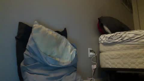 forlorndog online show from March 14, 8:09 am