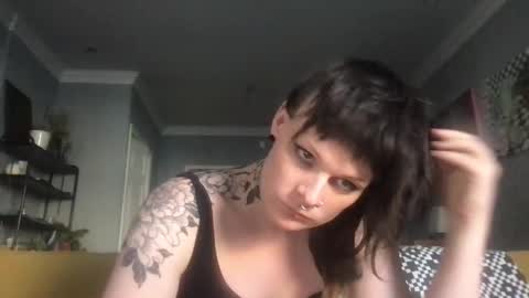 Snapshot of forthedolls chatting on October 9, 9:02 pm forthedolls online show from October 9, 9:02 pm