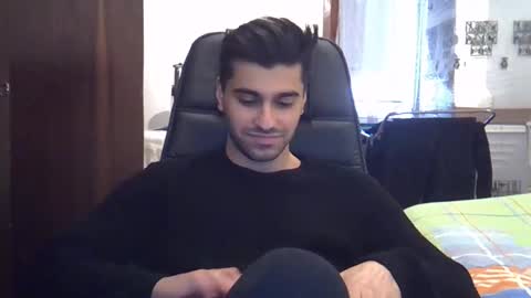 Snapshot of fortiori8 chatting on December 9, 7:06 am fortiori8 online show from December 9, 7:06 am