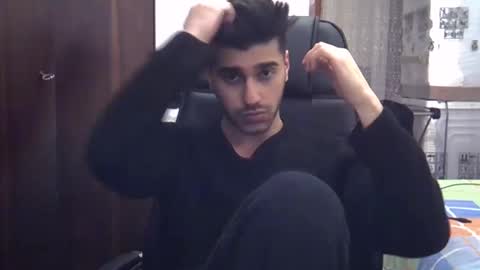 Snapshot of fortiori8 chatting on December 22, 9:31 pm fortiori8 online show from December 22, 9:31 pm