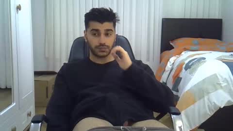 Snapshot of fortiori8 chatting on November 11, 5:24 pm fortiori8 online show from November 11, 5:24 pm