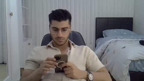 Snapshot of fortiori8 chatting on November 30, 8:24 pm fortiori8 online show from November 30, 8:24 pm