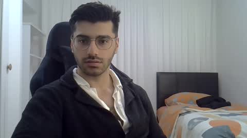 fortiori8 online show from April 13, 9:42 pm