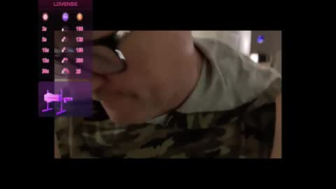 Snapshot of forttroffaddict chatting on October 27, 12:53 pm Kinky Ass Pig in Denver online show from October 27, 12:53 pm