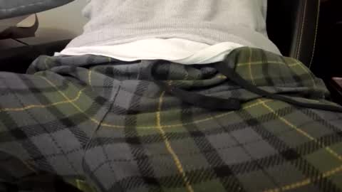 MikeCheckedLooper online show from February 23, 8:01 am