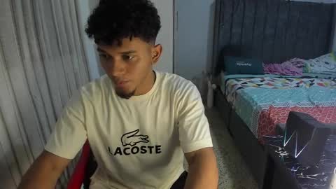 Snapshot of fox_evans chatting on December 13, 9:20 pm Fox online show from December 13, 9:20 pm