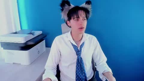 .  FOX WHITE .  online show from July 23, 6:17 pm
