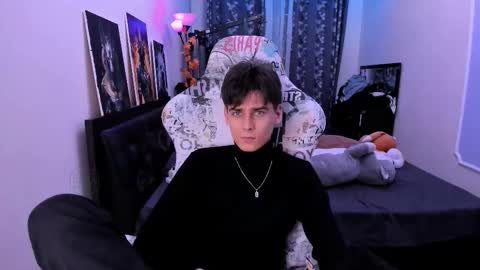 Foxicfu online show from February 26, 2:27 pm