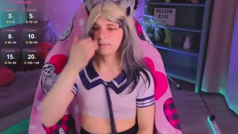 Fox online show from April 4, 8:39 pm