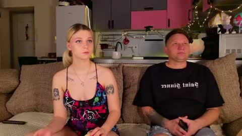 We are a couple Leo and Sofiayou are always welcome here online show from April 15, 12:39 am