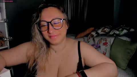 Kris online show from April 17, 2:14 am