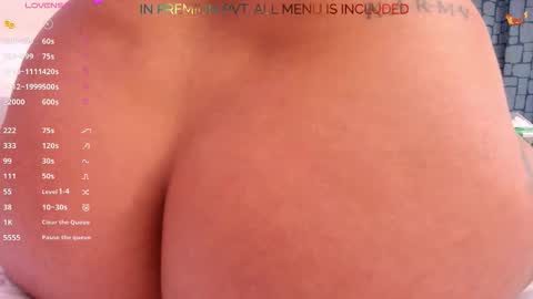 Snapshot of foxxyclarise chatting on September 27, 7:24 am Clarise online show from September 27, 7:24 am