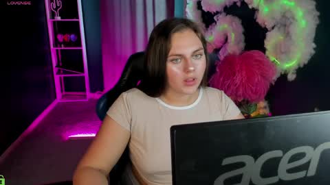 April online show from April 15, 11:06 am